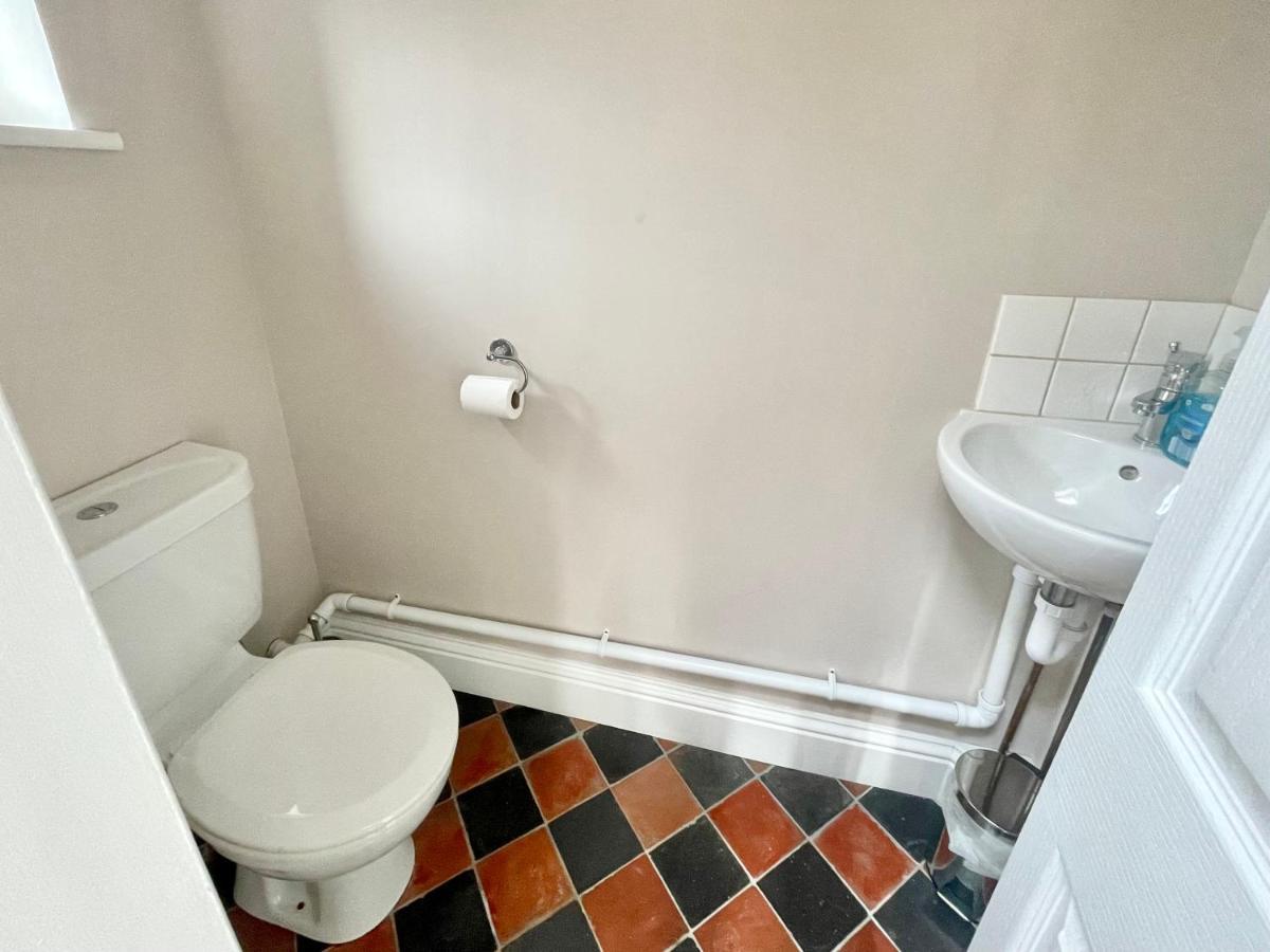 ヨーク Woodvaleヴィラ エクステリア 写真